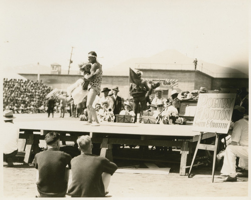 Download the full-sized image of San Quentin Prisoners Performing Onstage