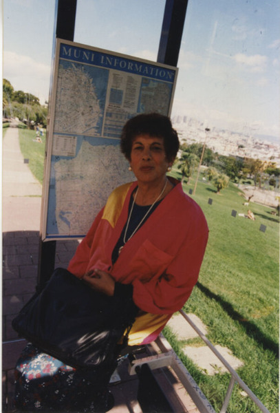 Download the full-sized image of D'Anne at a bus stop