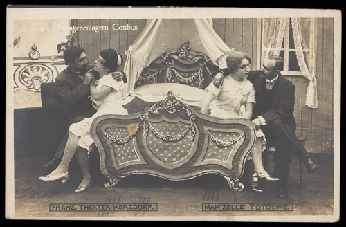 Download the full-sized image of French prisoners of war performing "Mam'zelle Totoche" at a prisoner of war camp in Cottbus. Photographic postcard by P. Tharan, 191-.