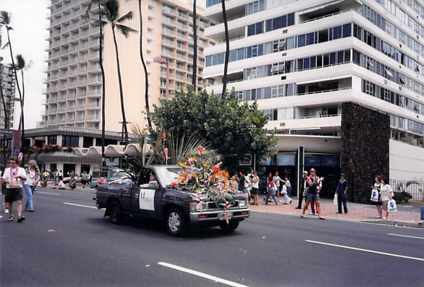 Download the full-sized PDF of HI GLBT Parade - June 1998